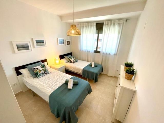 Appartement GATU RACIMO terraza,piscina, aire ac,wifi y parking à El Puerto de Santa María Extérieur photo